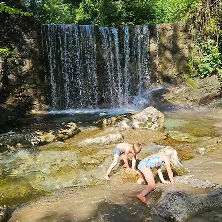 Achental Mit Sauna בית נופש שלכינג